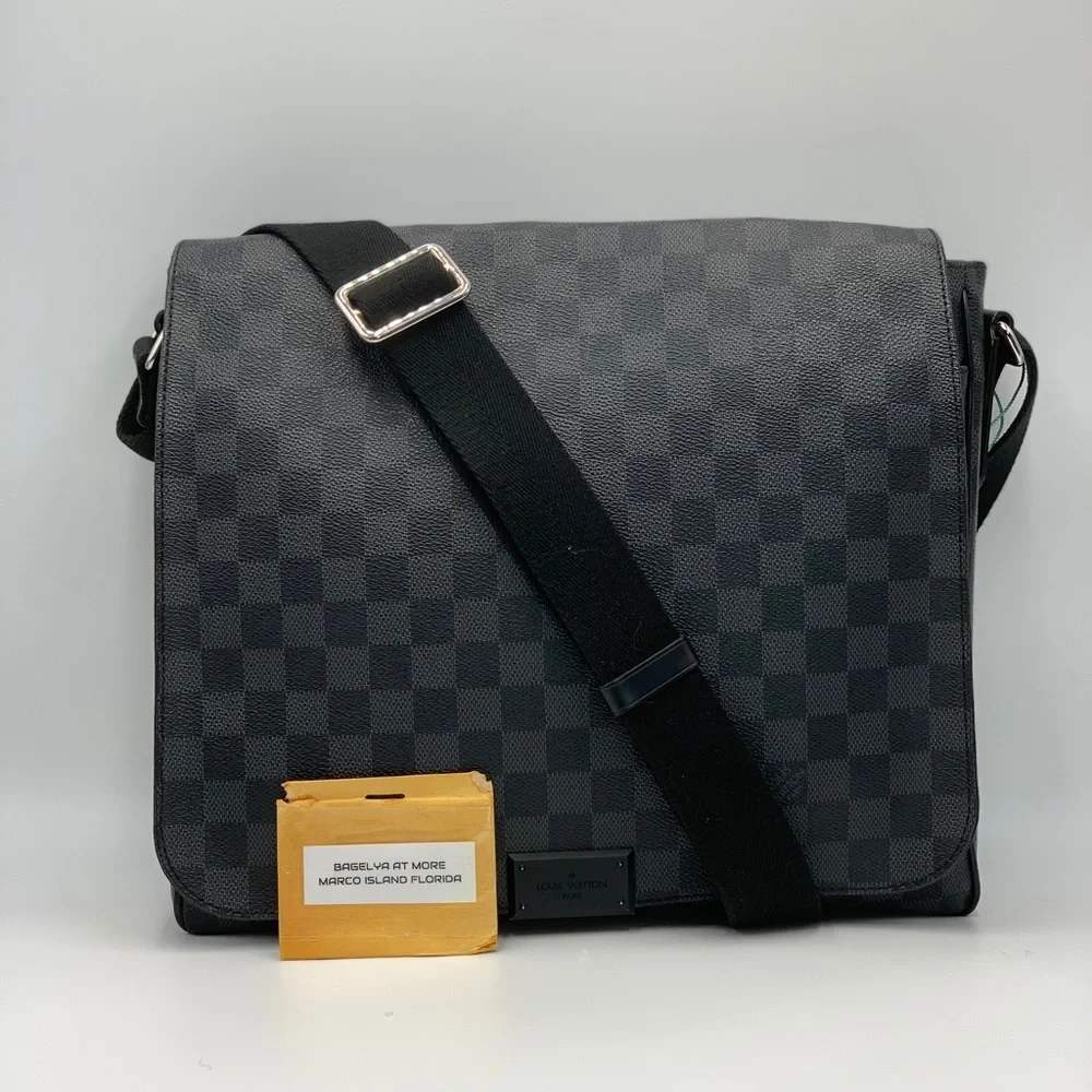 Louis Vuitton Damier Graphite Messenger Bag - Black